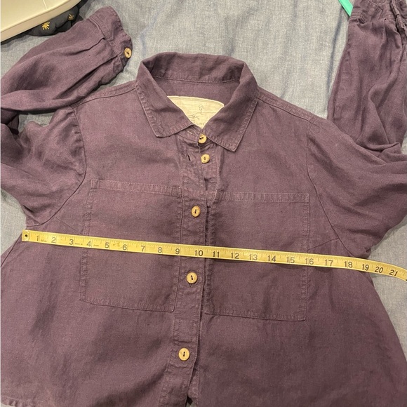 Cropped swingy linen button-up shirt - Ljubljana - Picture 6 of 8